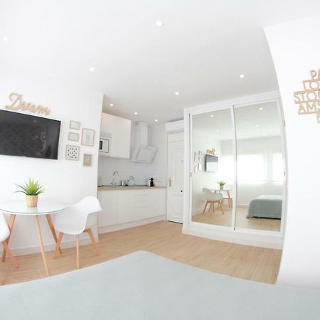 25 négyzetméteres stúdió Apartman 1 fürdőszobával Torremolinos Városközpont területén Kültér fotó