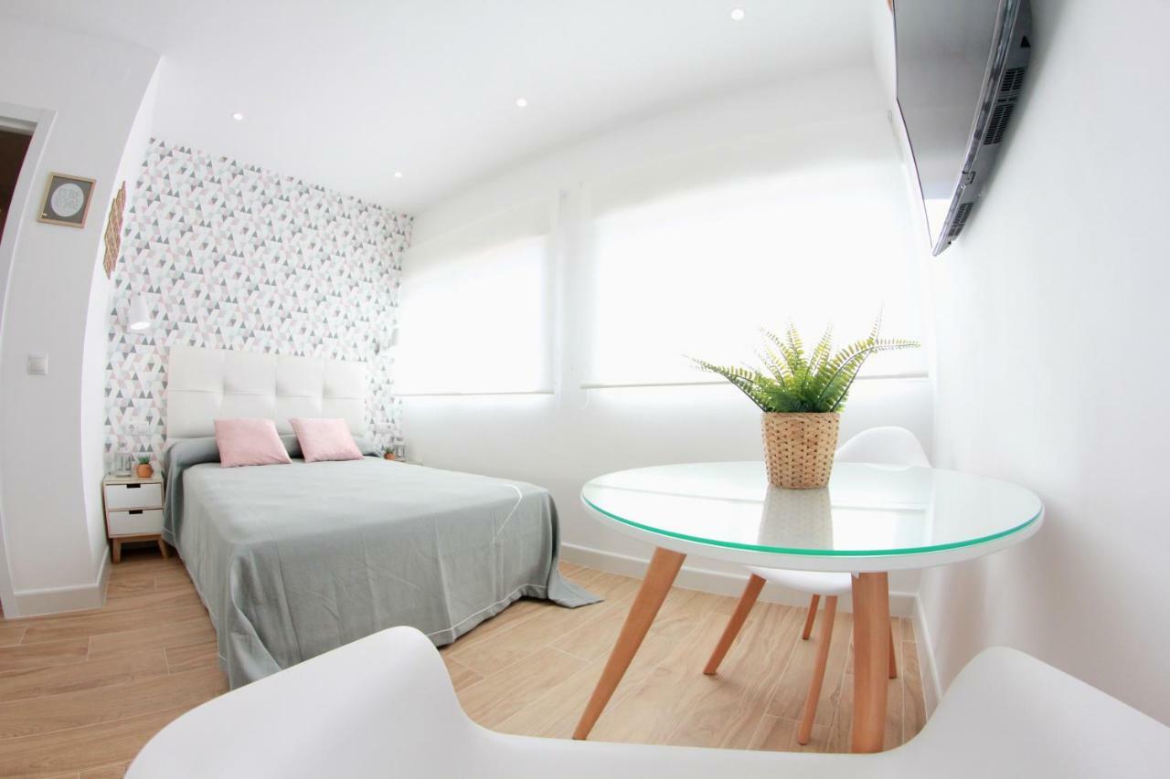 25 négyzetméteres stúdió Apartman 1 fürdőszobával Torremolinos Városközpont területén Kültér fotó