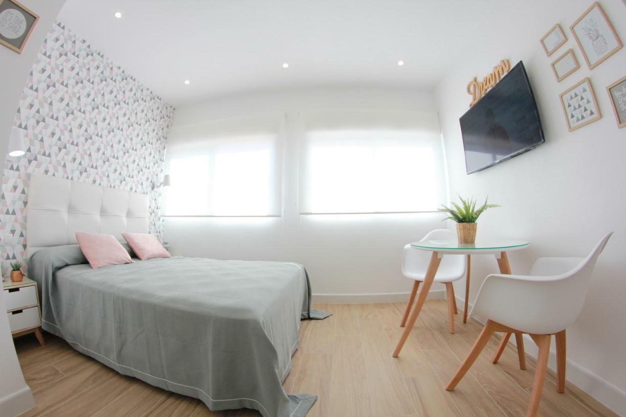 25 négyzetméteres stúdió Apartman 1 fürdőszobával Torremolinos Városközpont területén Kültér fotó